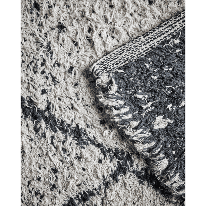 House Doctor Cruz Vloerkleed, Zwart, Gebroken wit