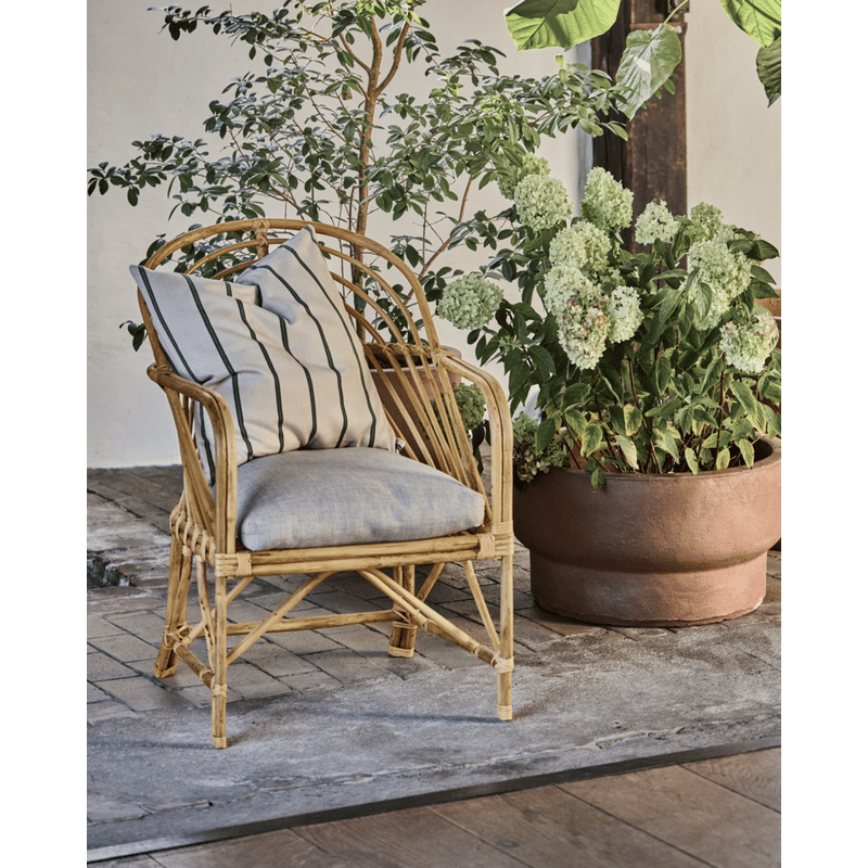 Taburete Cosy Lounge de House Doctor, color natural