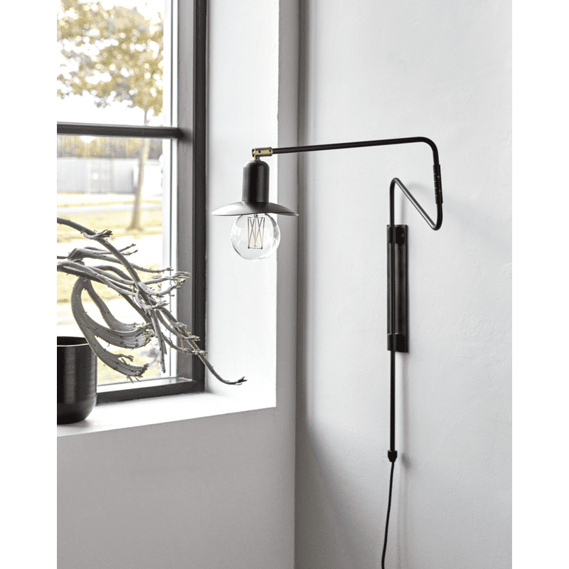 House Doctor Swing Wandleuchte, Schwarz