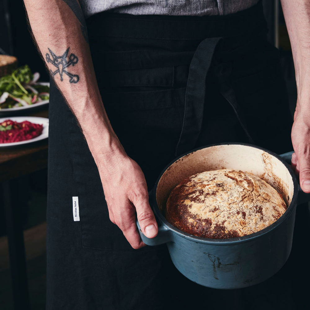 Nicolas Vahe Schort, Ordentlich, Schwarz