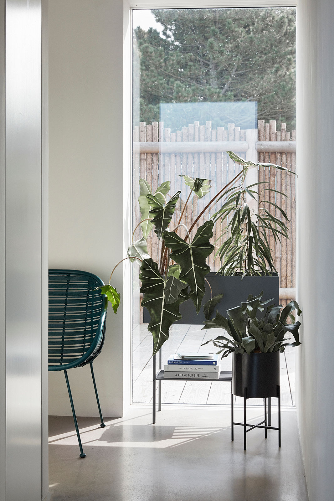 Hübsch Airy Pots Negro (juego de 2)