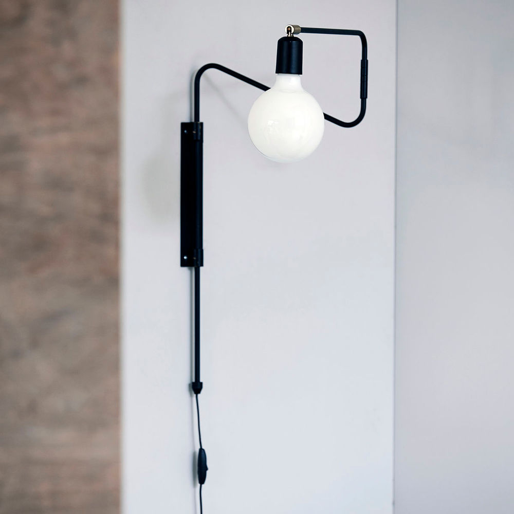 House Doctor Wandlamp, Swing, Zwart